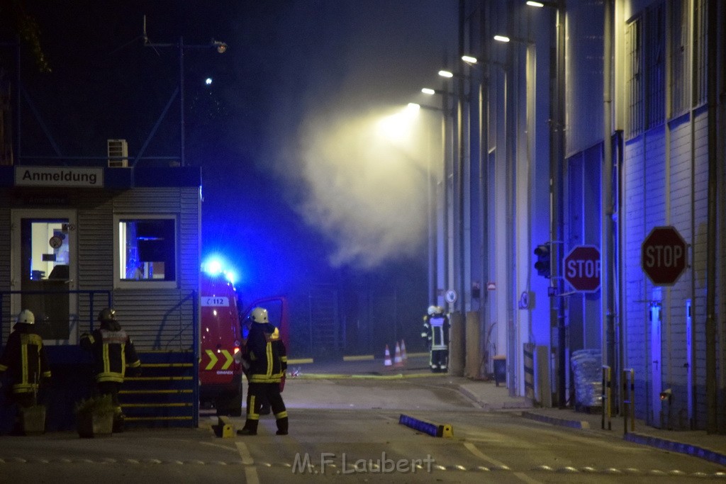 Feuer 2 AVG Koeln Rath Heumar Wikingerstr P011.JPG - Miklos Laubert